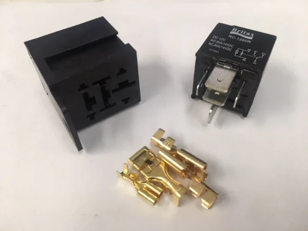99025 SOCKET TO SUIT HI POWER RELAYS 70A
